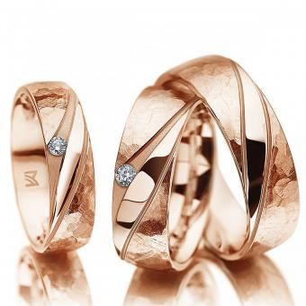Meisterschmuck Eheringe markant rot Damenring mit Stein | 585 Rotgold