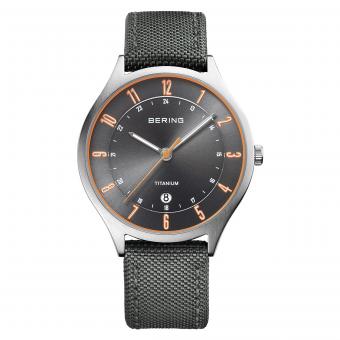 BERING Herrenuhr 11739-879 Titanium 39mm Nato Grau 